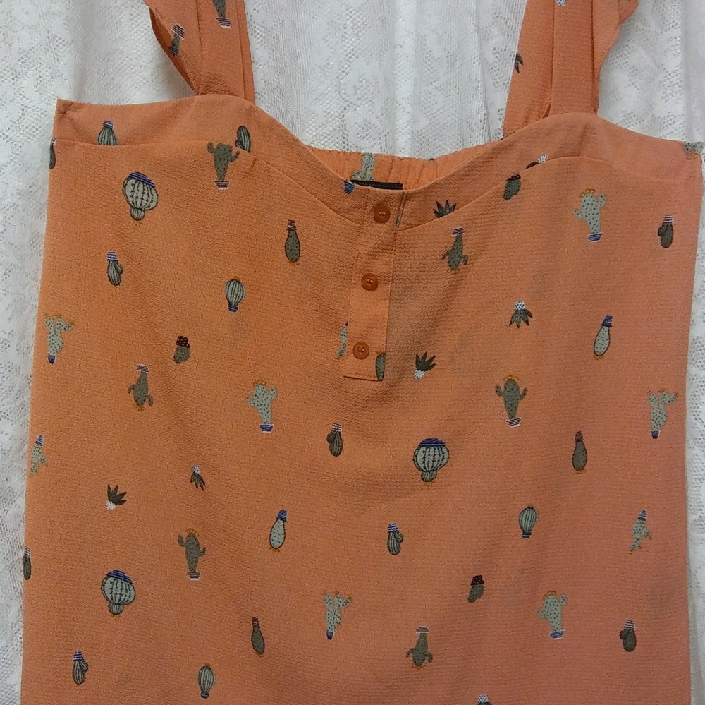 Torrid caucus print crepe tank
